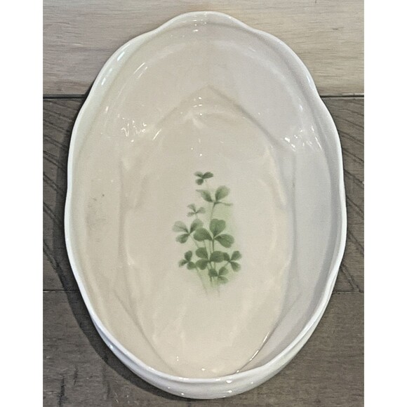 Ireland Irish Shamrock Dish Candy Bowl Tray Trinket Scalloped Dongal Green VTG - Picture 1 of 5